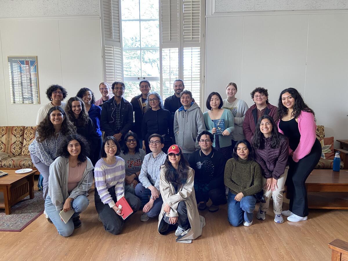 Photo of Cristina Rivera Garza with UC Berkeley Students